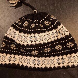 Turtle Fur Wool Knit Beanie Hat Winter Ski Black And White